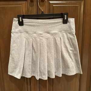 Vuori heather grey halo skirt small
